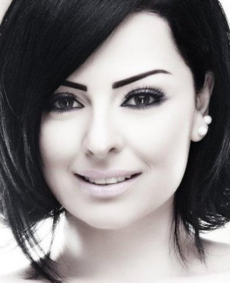 ديانا كرزون في موقف مُحرج بعد أن نعت فناناً شهيراً لم يمت..